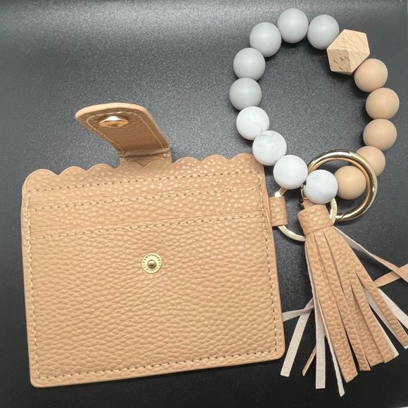 Trendy wristlet wallet keychain, birthday gift, anniversary gift, grad gift - Picture 3 of 11